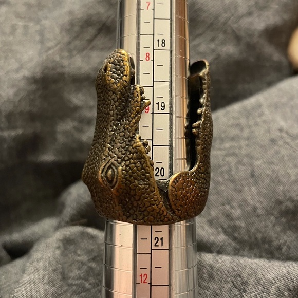 alligator ring - Picture 7 of 8